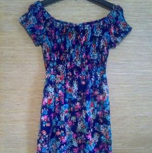 THREE DRESSES MED. BUNDLE